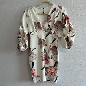 NWT Floral Dress Puffy Sleeve